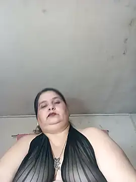 Snapshot of Ayma1983 chatting on 3, 10, 2025 Ayma1983 online show from 3, 10, 2025