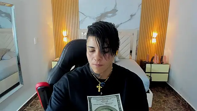 KAROLLJONES1 online show from 2, 6, 2026