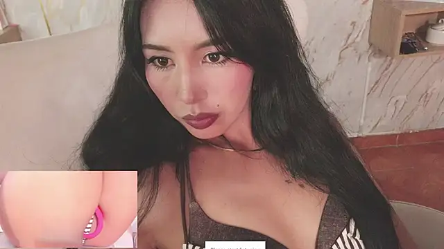 Miss Charlottet online show from 8, 3, 2026