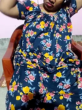 Snapshot of Cute-Swewty chatting on 17, 10, 2025 Cute-Swewty online show from 17, 10, 2025