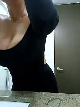 Esmeralda333 online show from 12, 11, 2025