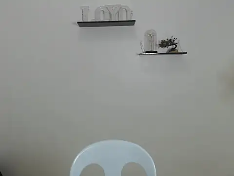 Lloyd wintours online show from 5, 3, 2026