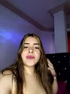 Nahomy cm online show from 12, 1, 2026