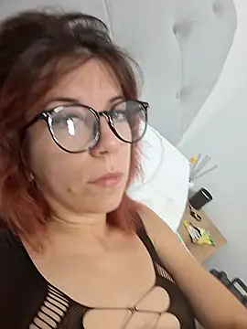 Snapshot of Anayssa_ chatting on 18, 9, 2025 Anayssa online show from 18, 9, 2025