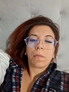 Snapshot of Anayssa_ chatting on 28, 9, 2025 Anayssa online show from 28, 9, 2025