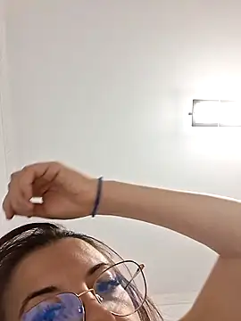 Snapshot of Anayssa_ chatting on 1, 10, 2025 Anayssa online show from 1, 10, 2025