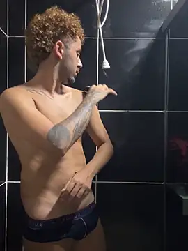 Snapshot of Fumoice chatting on 18, 12, 2025 Fumoice online show from 18, 12, 2025