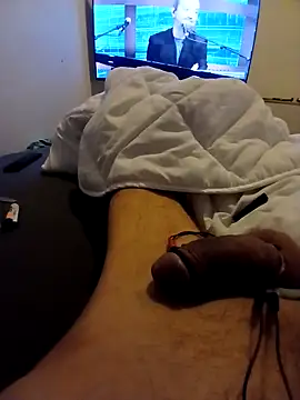 Snapshot of handsome8inchh chatting on 14, 12, 2025 handsome8inchh online show from 14, 12, 2025