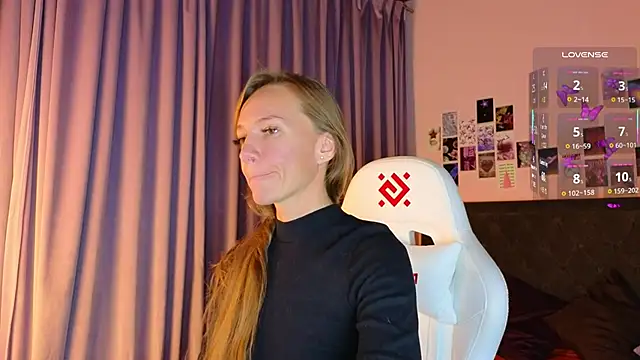 Jesica mooon online show from 26, 9, 2025