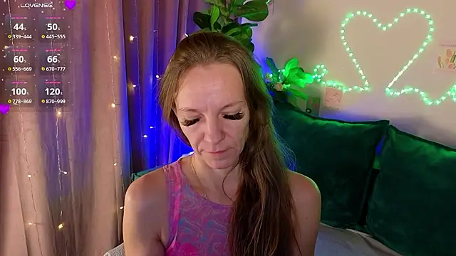 Snapshot of Jesica_mooon chatting on 1, 2, 2026 Jesica mooon online show from 1, 2, 2026