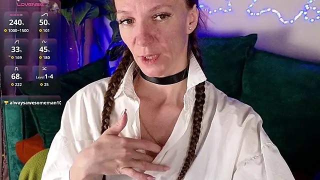 Snapshot of Jesica_mooon chatting on 14, 2, 2026 Jesica mooon online show from 14, 2, 2026