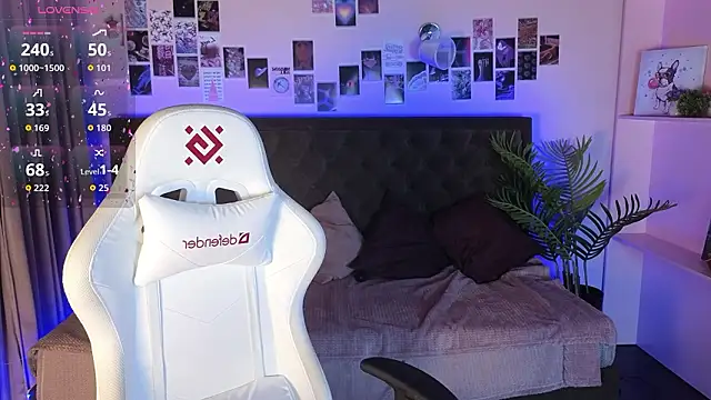 Snapshot of Jesica_mooon chatting on 27, 2, 2026 Jesica mooon online show from 27, 2, 2026