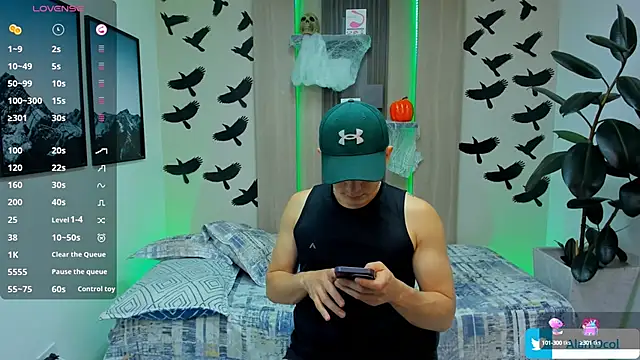 Snapshot of alan_nd_kevin chatting on 6, 10, 2025 alan nd kevin online show from 6, 10, 2025