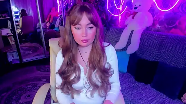 Snapshot of Ninaabyanka chatting on 8, 11, 2025 Ninaabyanka online show from 8, 11, 2025