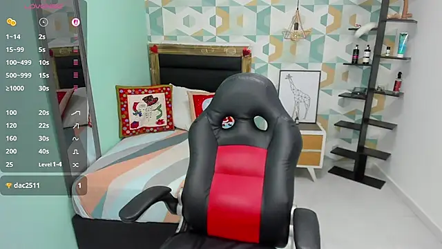 ROSIE MOSS online show from 5, 12, 2025