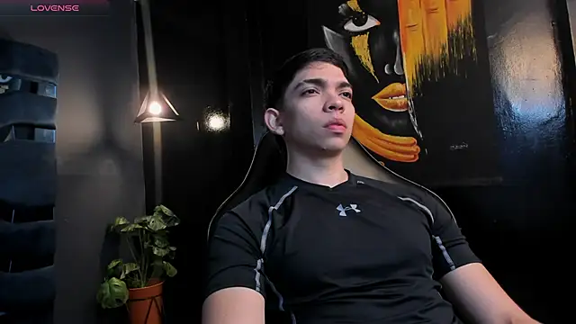 Eryonbradley online show from 3, 12, 2025