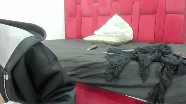 Snapshot of Mollyxketa1_ chatting on 6, 11, 2025 Mollyxketa1 online show from 6, 11, 2025