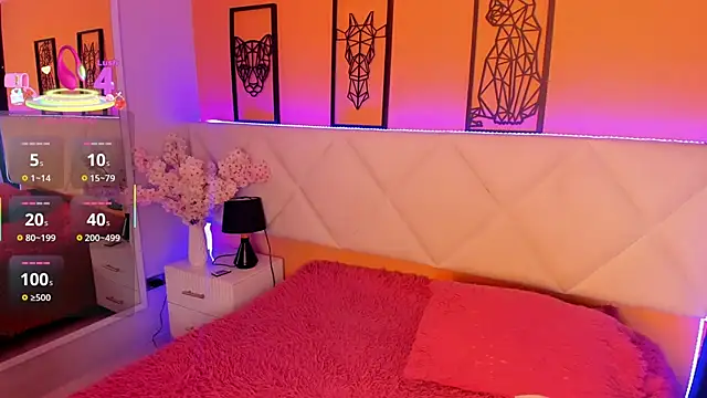 veronica hill  online show from 17, 12, 2025