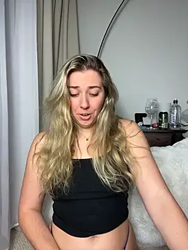 louiseberkeley online show from 7, 6, 2026