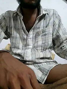 Snapshot of yashuuuu021 chatting on 18, 10, 2025 yashuuuu021 online show from 18, 10, 2025