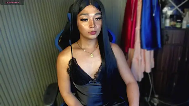 Snapshot of TrinityFucksYou chatting on 10, 7, 2026 TrinityFucksYou online show from 10, 7, 2026