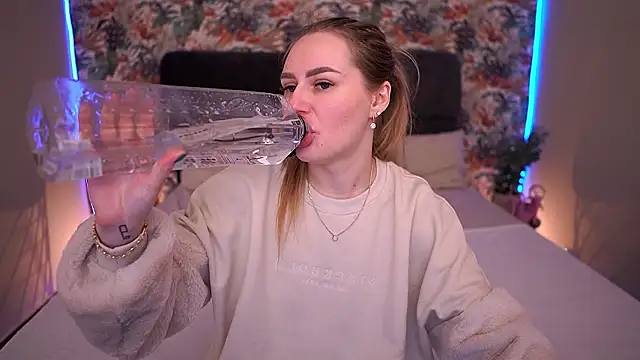 Snapshot of GabriellaJass chatting on 7, 2, 2026 GabriellaJass online show from 7, 2, 2026