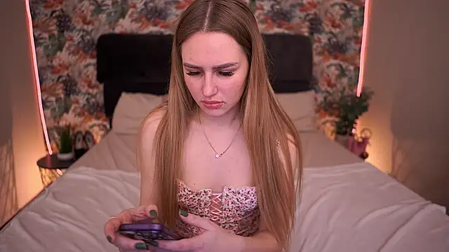 Snapshot of GabriellaJass chatting on 8, 2, 2026 GabriellaJass online show from 8, 2, 2026