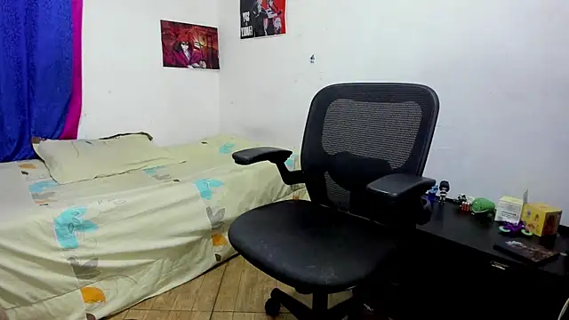 Snapshot of golden_ryyan chatting on 27, 11, 2025 golden ryyan online show from 27, 11, 2025