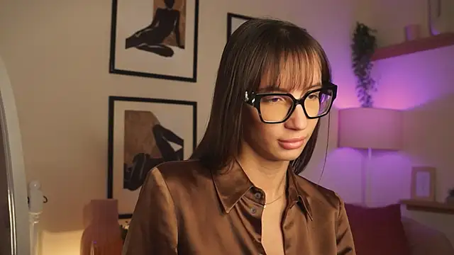 midnightbby  online show from 13, 1, 2026