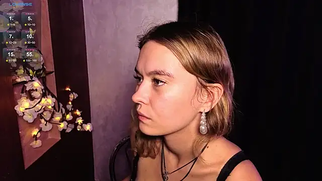 Snapshot of DemonaCast chatting on 11, 10, 2025 DemonaCast online show from 11, 10, 2025