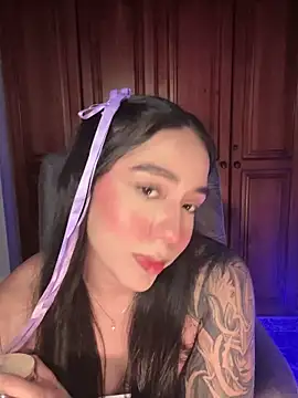 KaditaNavarro online show from 4, 3, 2026