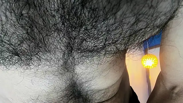 latinhotmuscle online show from 3, 2, 2026