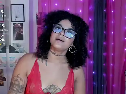 Snapshot of Darkflama1 chatting on 29, 9, 2025 Darkflama1 online show from 29, 9, 2025