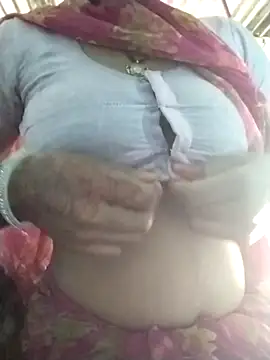 Snapshot of Hot-qwer chatting on 14, 2, 2026 Hot-qwer online show from 14, 2, 2026