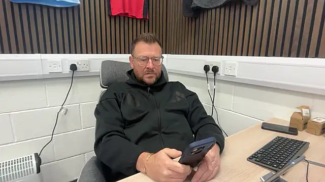 Snapshot of bilf1978 chatting on 16, 2, 2026 bilf1978 online show from 16, 2, 2026