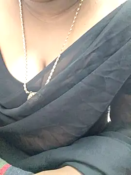 Snapshot of Tamil-rami chatting on 9, 10, 2025 Tamil-rami online show from 9, 10, 2025