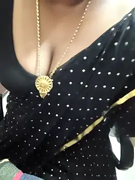 Snapshot of Tamil-rami chatting on 2, 11, 2025 Tamil-rami online show from 2, 11, 2025