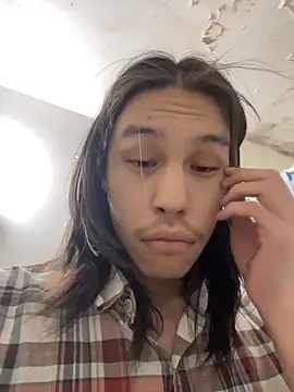 Snapshot of heytherepeoples717 chatting on 12, 3, 2026 heytherepeoples717 online show from 12, 3, 2026