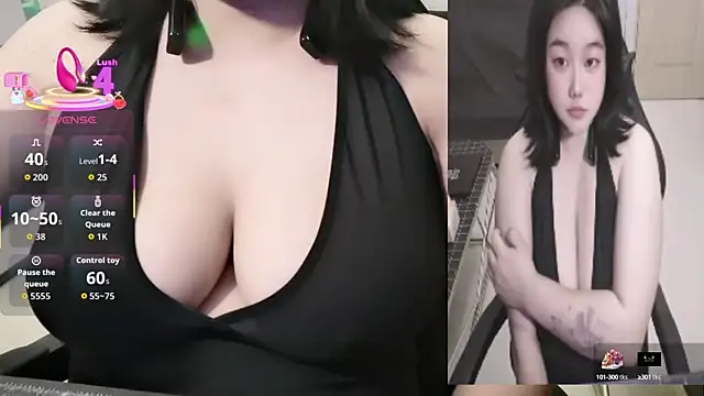 Snapshot of Mini1314 chatting on 17, 9, 2025 Mini1314 online show from 17, 9, 2025