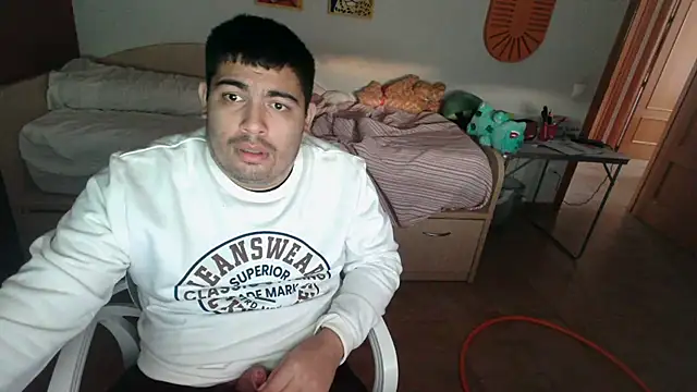 Snapshot of Martigato3 chatting on 28, 10, 2025 Martigato3 online show from 28, 10, 2025