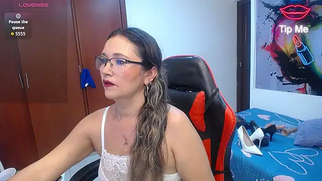Snapshot of noelia_milf19 chatting on 18, 7, 2026 noelia milf19 online show from 18, 7, 2026
