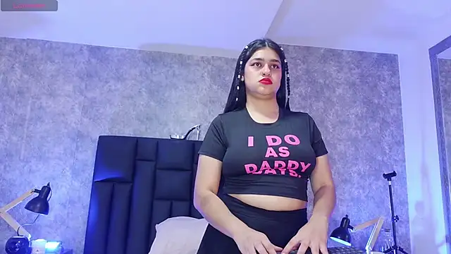 crystaldarliing online show from 14, 4, 2026