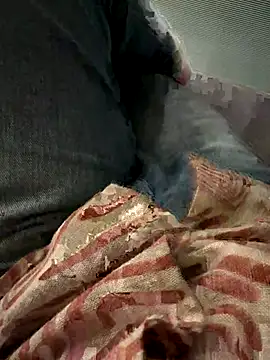 Snapshot of saumon3022 chatting on 17, 9, 2025 saumon3022 online show from 17, 9, 2025