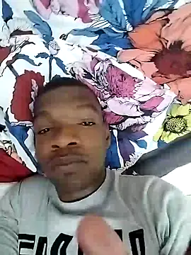 Snapshot of TmanZim2025 chatting on 13, 9, 2025 TmanZim2025 online show from 13, 9, 2025