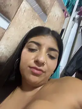 Isaa-Sweet online show from 22, 2, 2026