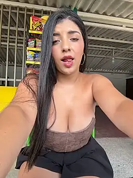 Isaa-Sweet online show from 30, 3, 2026