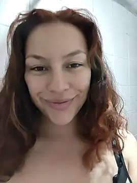 Snapshot of AlanaDesire chatting on 11, 10, 2025 AlanaDesire online show from 11, 10, 2025