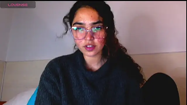 Snapshot of Ariagal chatting on 8, 9, 2025 Ariagal online show from 8, 9, 2025