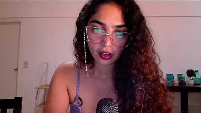 Snapshot of Ariagal chatting on 30, 9, 2025 Ariagal online show from 30, 9, 2025