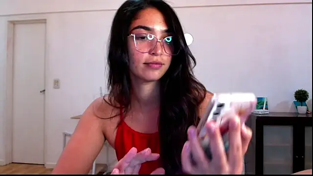 Snapshot of Ariagal chatting on 6, 11, 2025 Ariagal online show from 6, 11, 2025